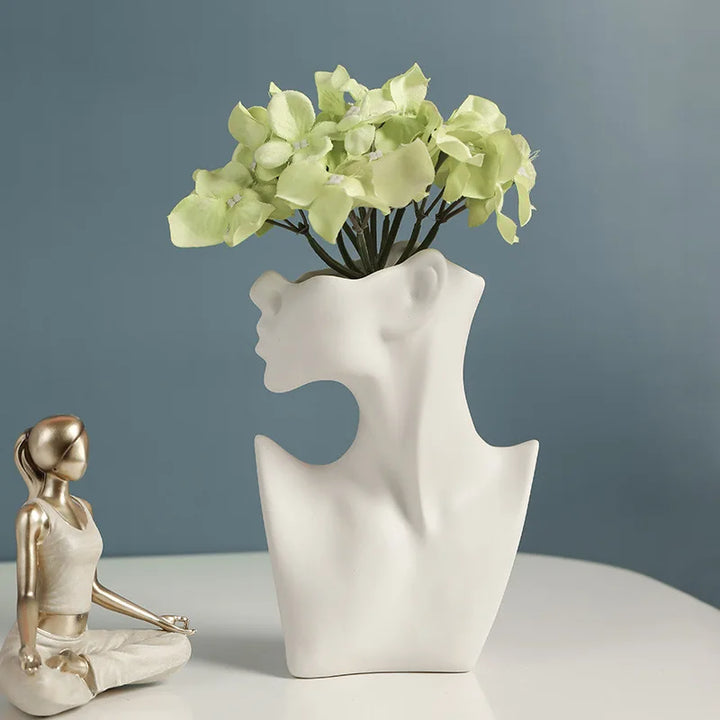 Side Profile Vase